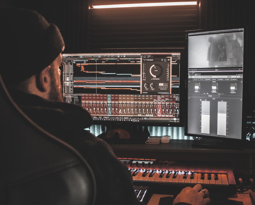 Photo Music producer